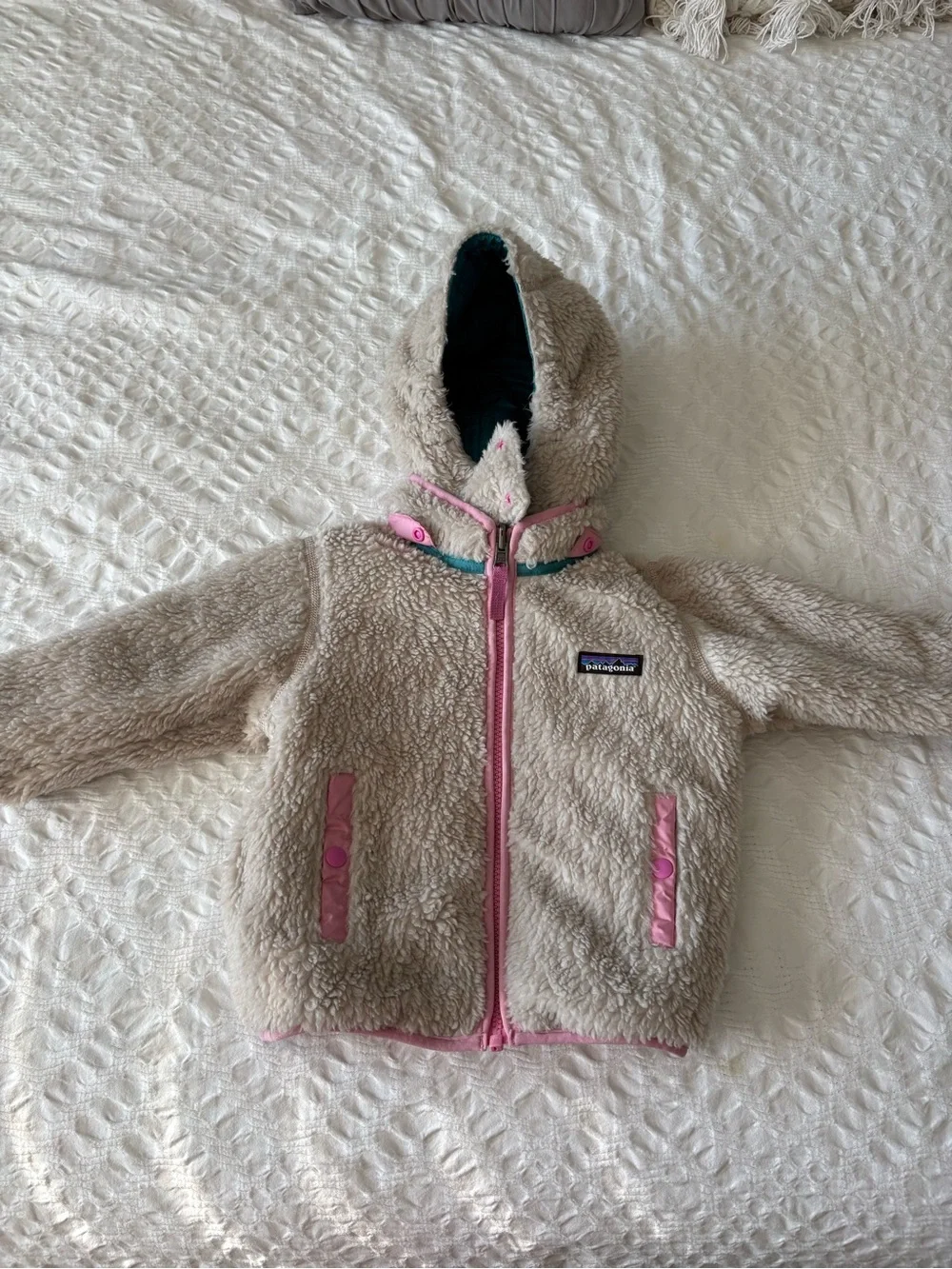 Patagonia Teal, Light Pink & Cream Reversible Sherpa Jacket 2T